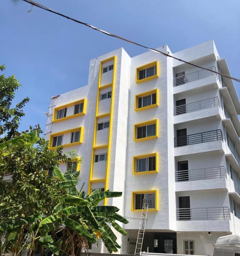 Nachiyar Suites Thiruvananthapuram Exterior foto